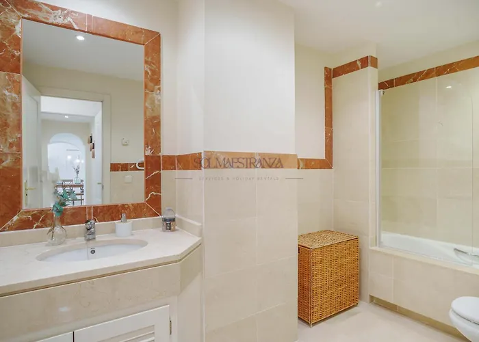 Mar Y Puerto Location By Sol Maestranza 마르베야